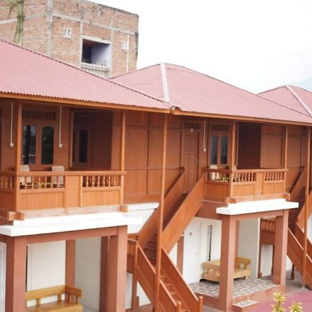 Granada Inn Palu Kültér fotó