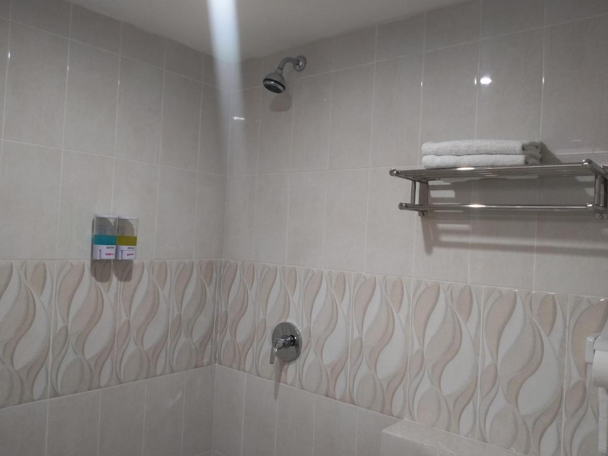 Granada Inn Palu Kültér fotó