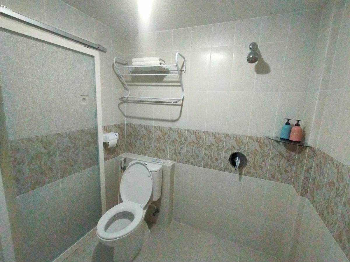 Granada Inn Palu Kültér fotó